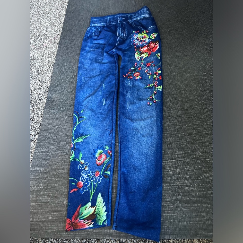 New. Never worn.